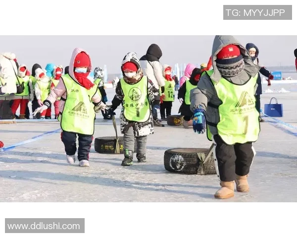 新疆雪豹与黑龙江球队对决展现冰雪运动魅力与团队精神的较量